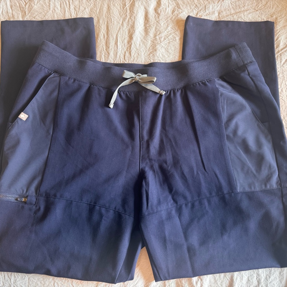 Figs Technical Collection Navy Blue Scrub Pants, Size XL